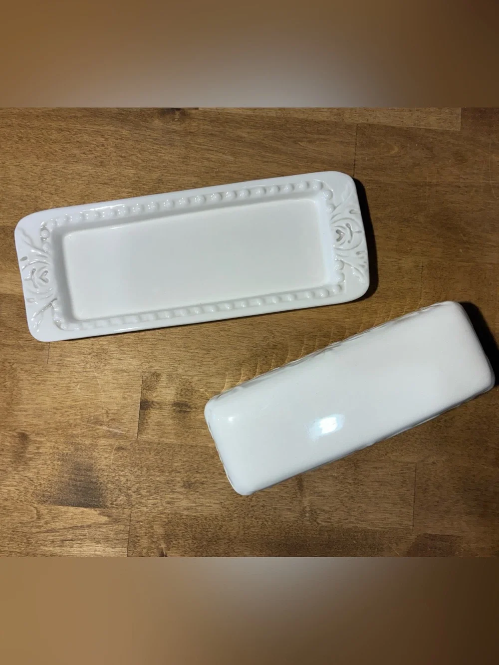 A Perfect Occasion APN1 White Embossed Butter Dish Lid Tray China